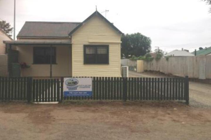 Brewarrina NSW Accommodation Adelaide