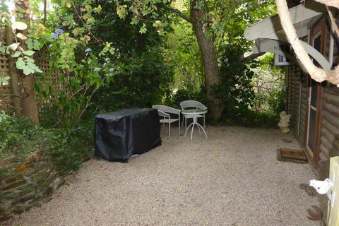 Aldgate Lodge Bed & Breakfast - Accommodation Adelaide 4