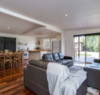 Tasman Surf House - Accommodation Adelaide