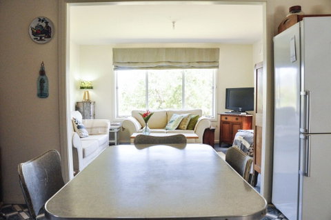 FALMOUTH Seadrift Cottage - Accommodation Adelaide 1