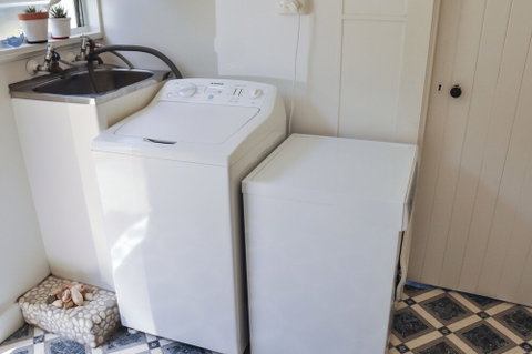 FALMOUTH Seadrift Cottage - Accommodation Adelaide 4