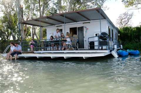 Renmark River Villas & Boats & Bedzzz - Accommodation Adelaide 3