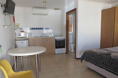 Blackrock Tourist Park - Accommodation Adelaide 2
