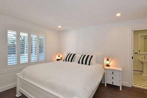 Margarets Hamptons Cottage - Accommodation Adelaide 6
