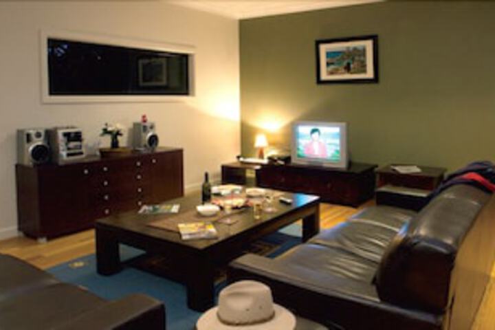 Limeburners Creek NSW Accommodation Adelaide