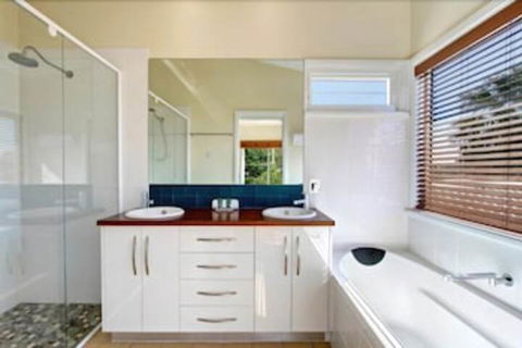 Away On Seaview Street - Accommodation Adelaide 3