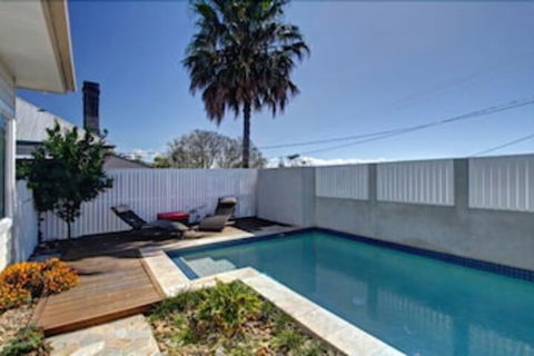 Away On Seaview Street - Accommodation Adelaide 2