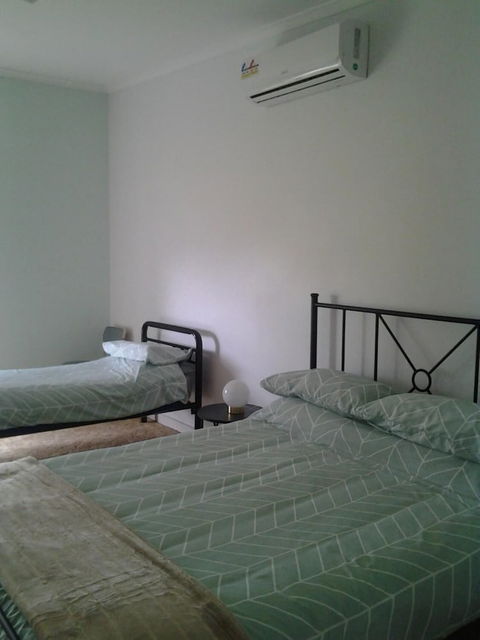 Hilltop Escape B&B - Accommodation Adelaide 5