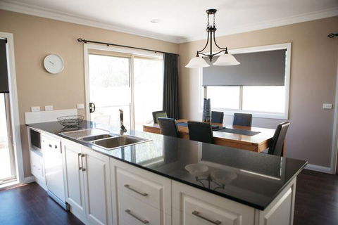 Bell's Cottage Collective - Accommodation Adelaide 5