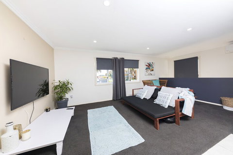 La Casa - Accommodation Adelaide 4