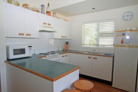 Beach Shack On The Lagoon - Accommodation Adelaide 4