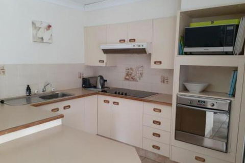 Ranu House Waterfront - Accommodation Adelaide 6