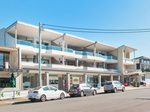 Footprints At Fingal Bay - Accommodation Adelaide 5