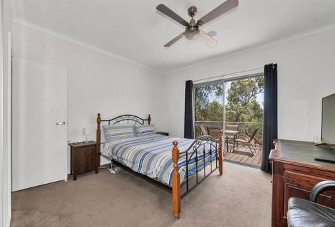 Tree Lodge - Accommodation Adelaide 3
