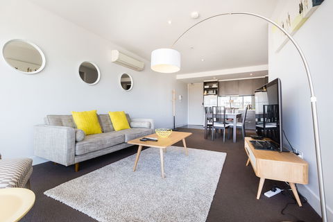 ERICA, 2BDR South Yarra Apartment - Accommodation Adelaide 4