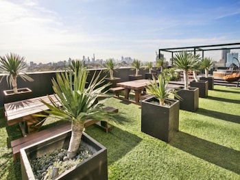ERICA, 2BDR South Yarra Apartment - Accommodation Adelaide 2