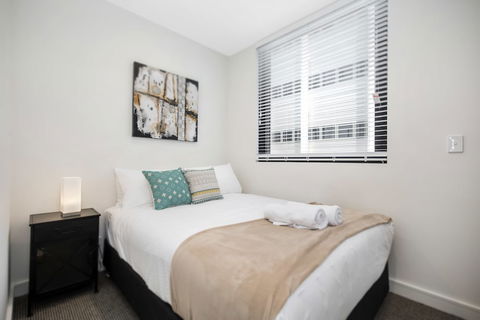 Astra Apartments Newcastle East - Accommodation Adelaide 2