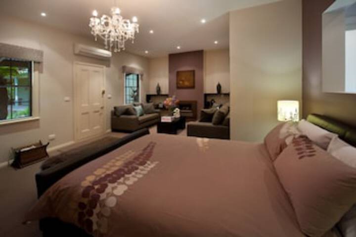 Bullarto VIC Accommodation Adelaide