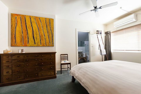 KELLY, 3BDR Northcote House - Accommodation Adelaide 5
