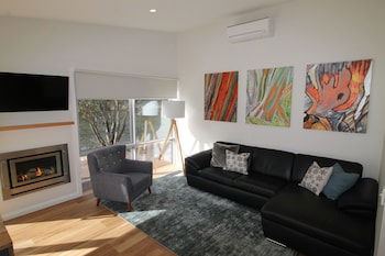 Stillwater Lodge - Accommodation Adelaide 0