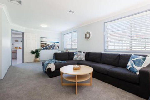 Rocky Pt Rd 83A Fingal Bay - Accommodation Adelaide 6