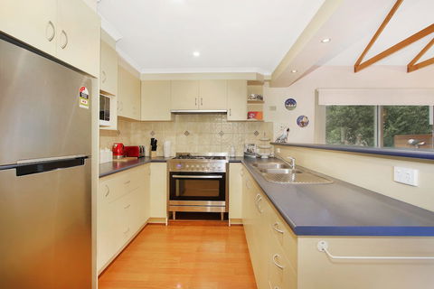 Alpine Vista - Short Walk To Town Centre - Accommodation Adelaide 1