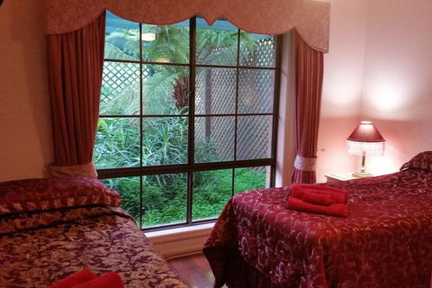 Ballarat Tranquility Cottages - Accommodation Adelaide 6