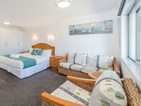 Adrift Apartments - Accommodation Adelaide 6