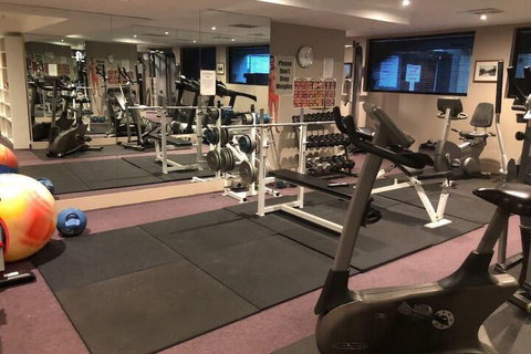 Apt Walking Distance To MCG & Epworth Hospital - Accommodation Adelaide 3