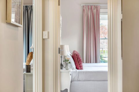Grandview Accommodation - The Elm Tree Apartments - Accommodation Adelaide 6
