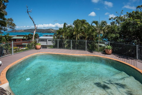 Heliconia 10 Newly Renovated House - Accommodation Adelaide 3