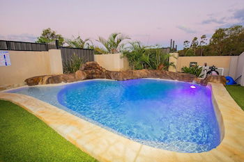 Anaheim Park Oasis - Accommodation Adelaide 0