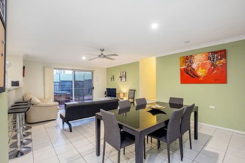 Anaheim Park Oasis - Accommodation Adelaide 1