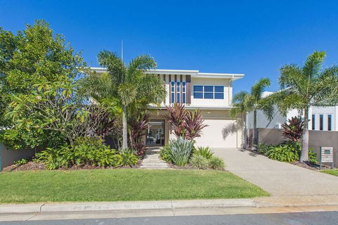 Augusta House - Accommodation Adelaide 3