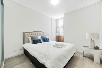 Elegant 2 Bedroom Terrace In Premium Condition - Accommodation Adelaide 6