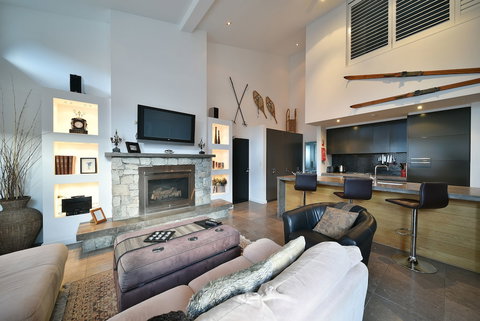 Powder 2b - Accommodation Adelaide 0