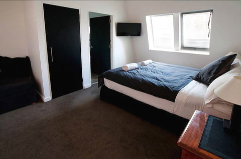 Powder 2b - Accommodation Adelaide 3
