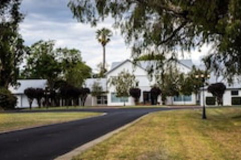 Fairlawn Estate - Accommodation Adelaide 0