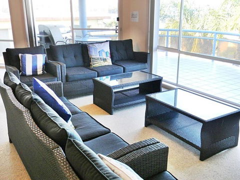 QUAYS 6 - Accommodation Adelaide 6