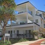 Unit 2 Beach Gallery 9 Andrew Street Point Arkwright 500 BOND LINEN SUPPLIED - Accommodation Adelaide 0