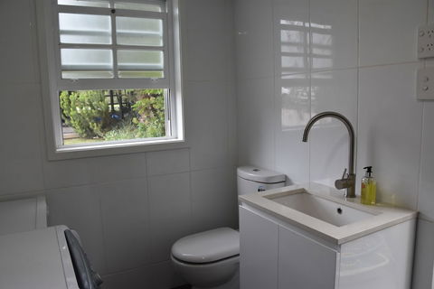 Paradise Bungalow Waterfront - Accommodation Adelaide 4