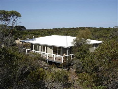 Lantauanan - Accommodation Adelaide 0