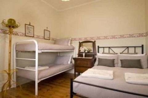Charlie Bates Cottage - Accommodation Adelaide 4