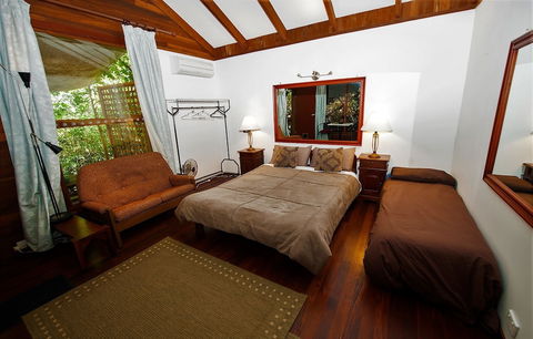 The Black Cockatoo Nannup - Accommodation Adelaide 5