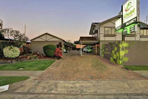 Chalet Motor Inn - Accommodation Adelaide 1