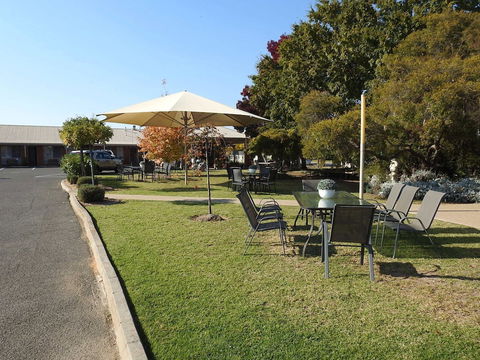 Wine Village Motor Inn - Accommodation Adelaide 0