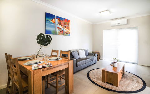 Airport Apartments By Vetroblu - Accommodation Adelaide 4
