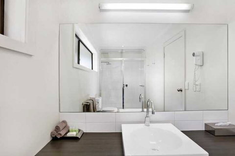 Elm Tree Motel - Accommodation Adelaide 6
