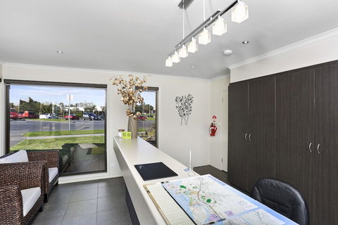 Elm Tree Motel - Accommodation Adelaide 1