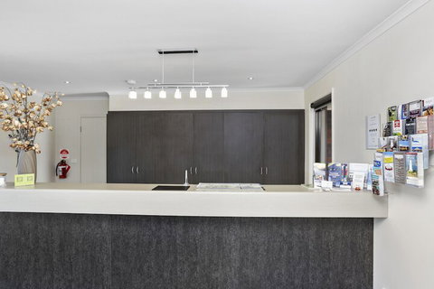 Elm Tree Motel - Accommodation Adelaide 2